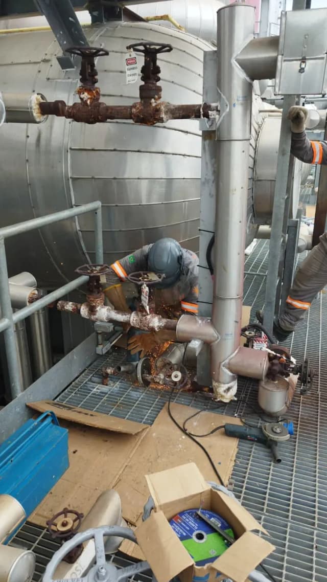 TUBULAÇÃO INDUSTRIAL — Fabricacao Montagem Inspecao Spools Acosligados — Solutec AM Engenharia Industrial Manaus TUBULAÇÃO INDUSTRIAL — Fabricacao Montagem Inspecao Spools Acosligados — Solutec AM Engenharia Industrial Manaus