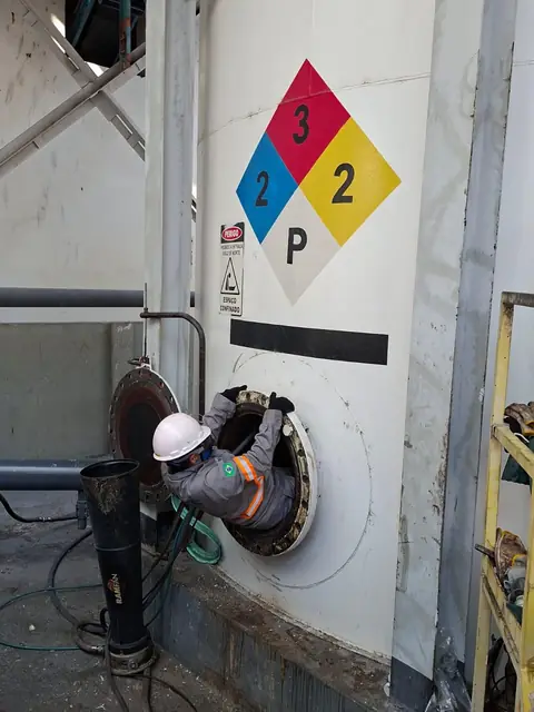 Limpeza Manutenção Tanques Petroquímicos — Solutec AM